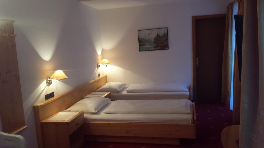 Quadruple Room,26893115:JPEG